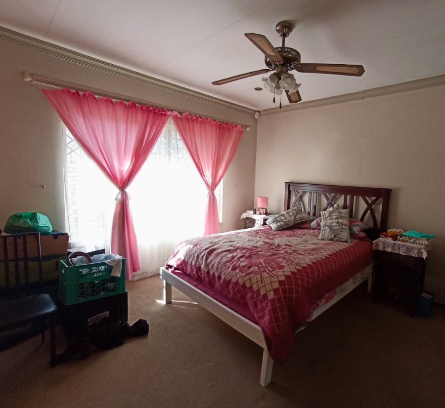To Let 3 Bedroom Property for Rent in Potchefstroom South North West